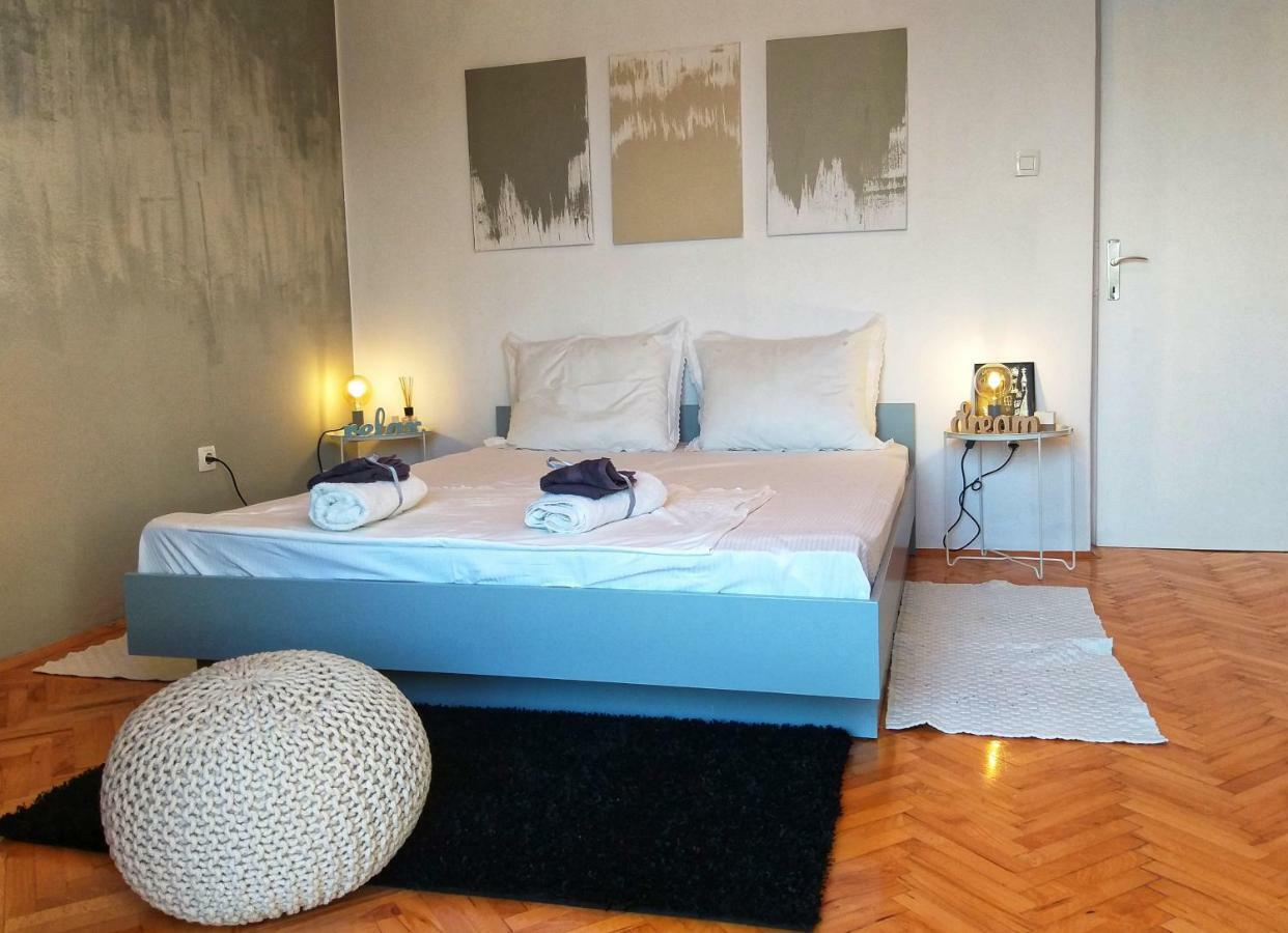 Apartman For 4 - Lovreta Makarska Exterior photo
