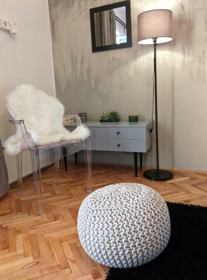 Apartman For 4 - Lovreta Makarska Exterior photo